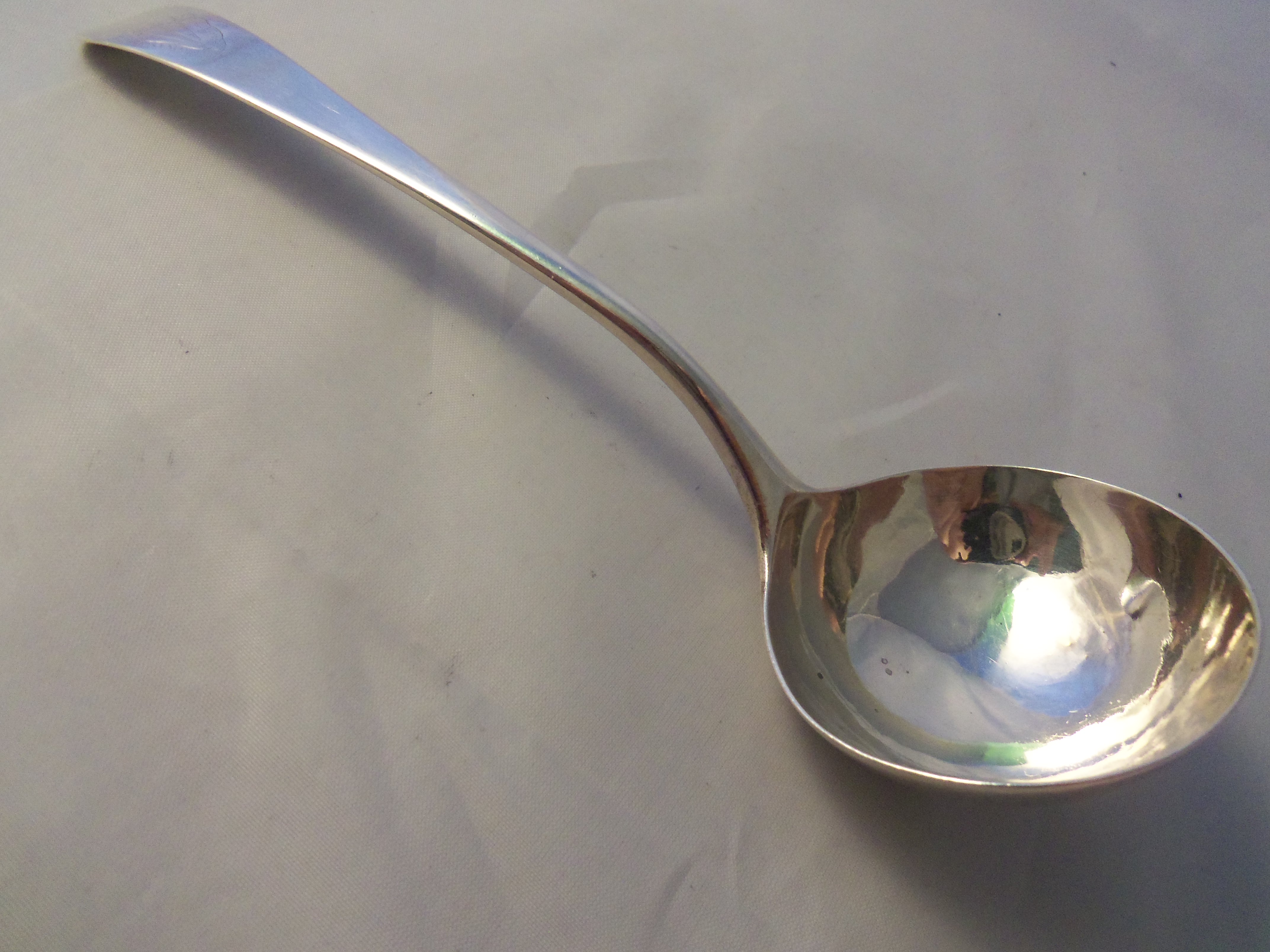 Heavy English Hallmarked Silver Sauce Ladle / Spoon 1921 (1 of 1)