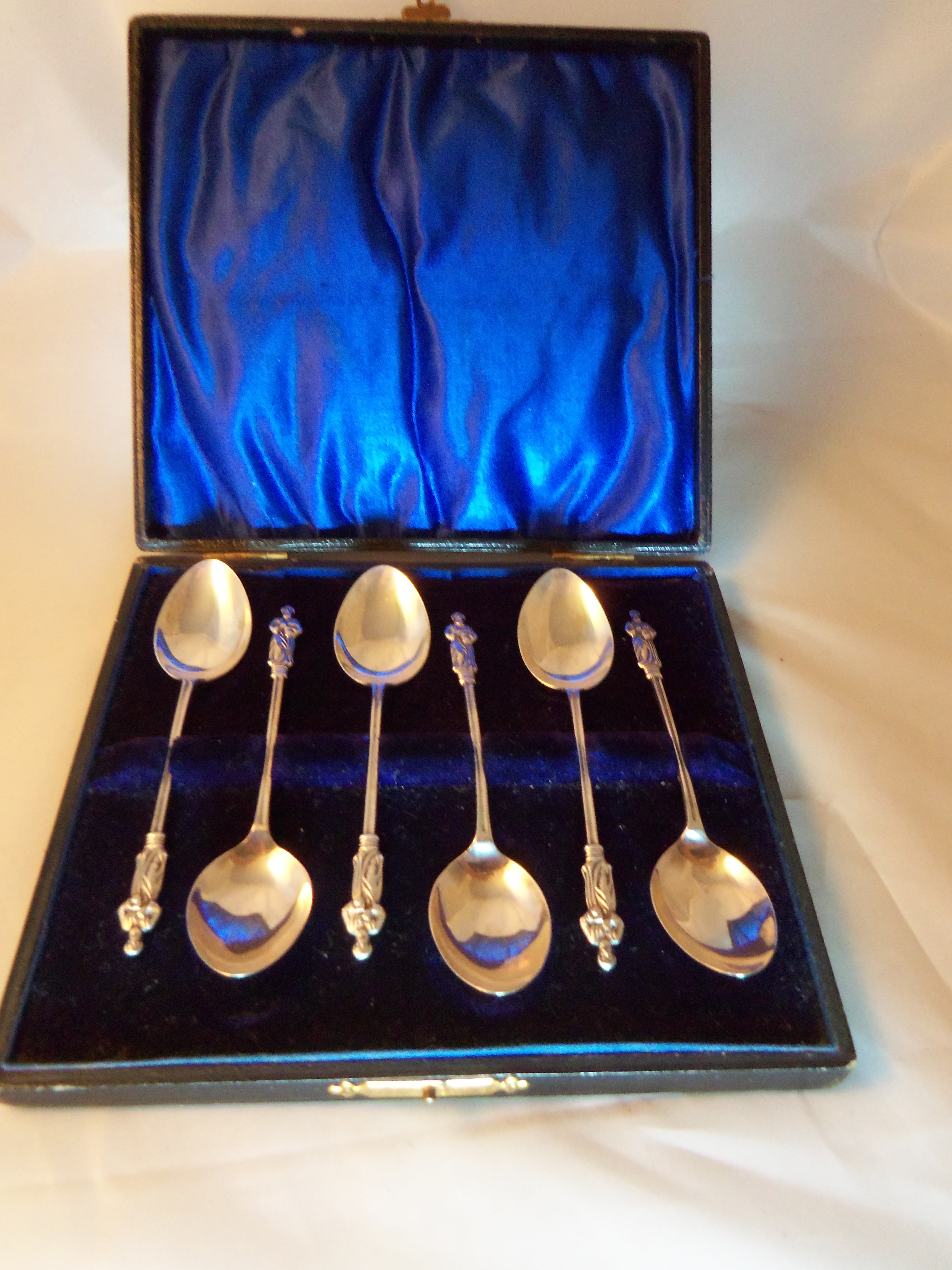 SET 6 EDWARDIAN SILVER ST PAUL THE APOSTLE COFFEE SPOONS 1903 (1 of 1)