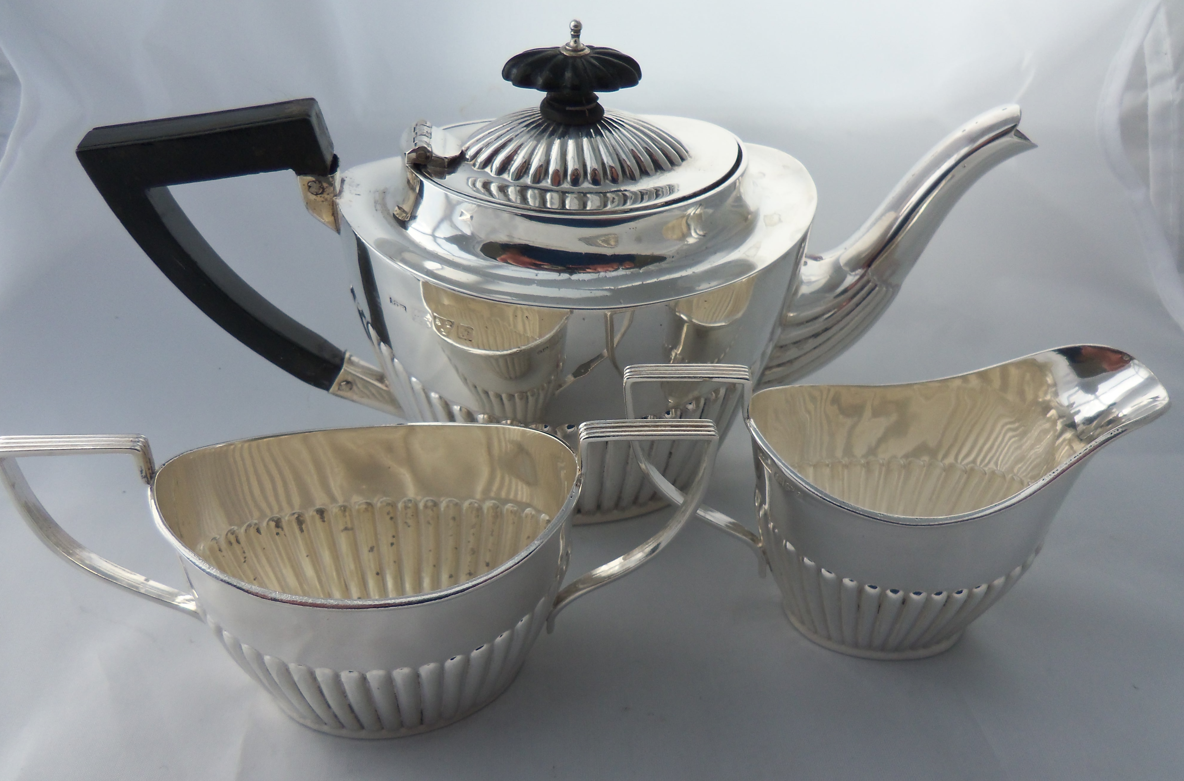 EDWARDIAN SILVER 3 PIECE TEA SET - CHESTER 1908 (1 of 1)