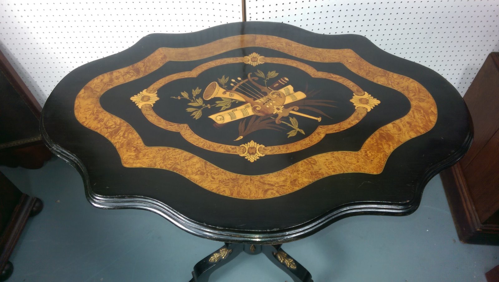 Victorian Ebonised & Amboyna Tilt Top Occasional Table Music Inlay (1 of 1) Victorian Ebonised & Amboyna Tilt Top Occasional Table Music Inlay (1 of 1)