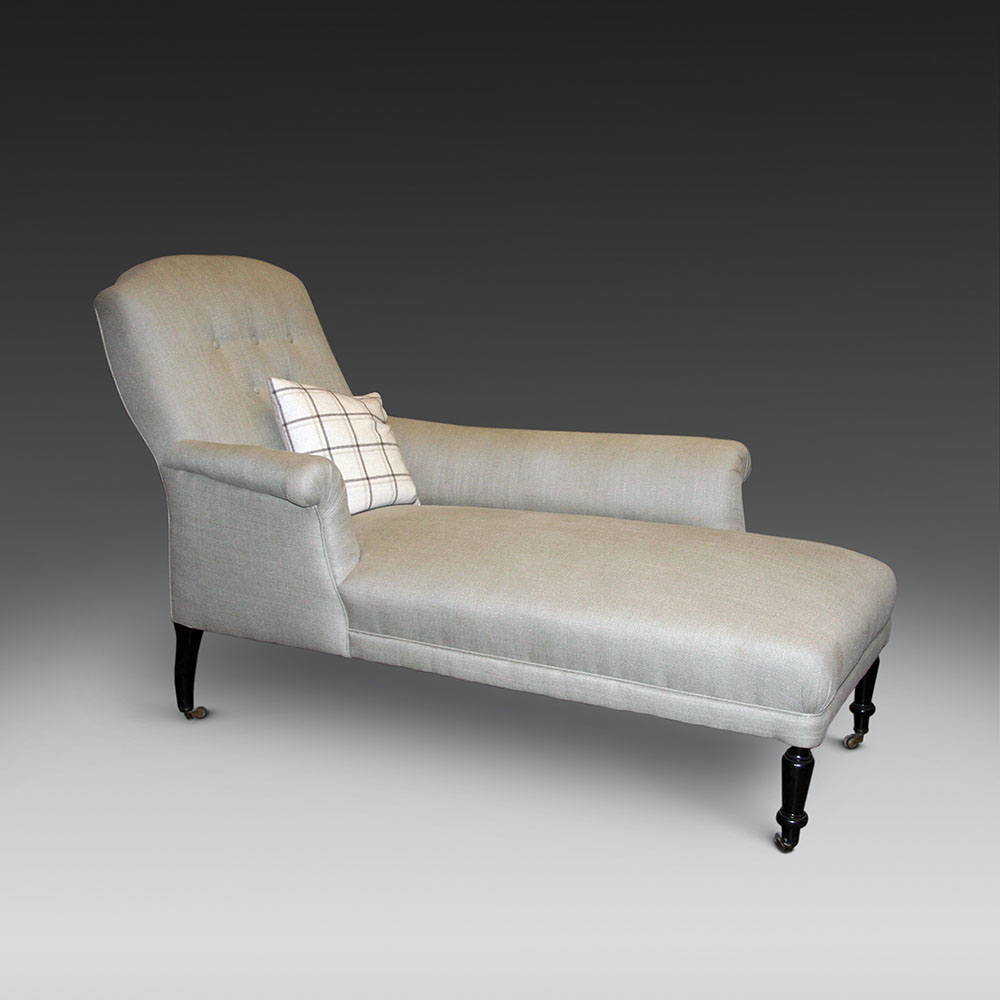 Victorian Chaise re-upholstered in Fashionable Linen (1 of 1)
