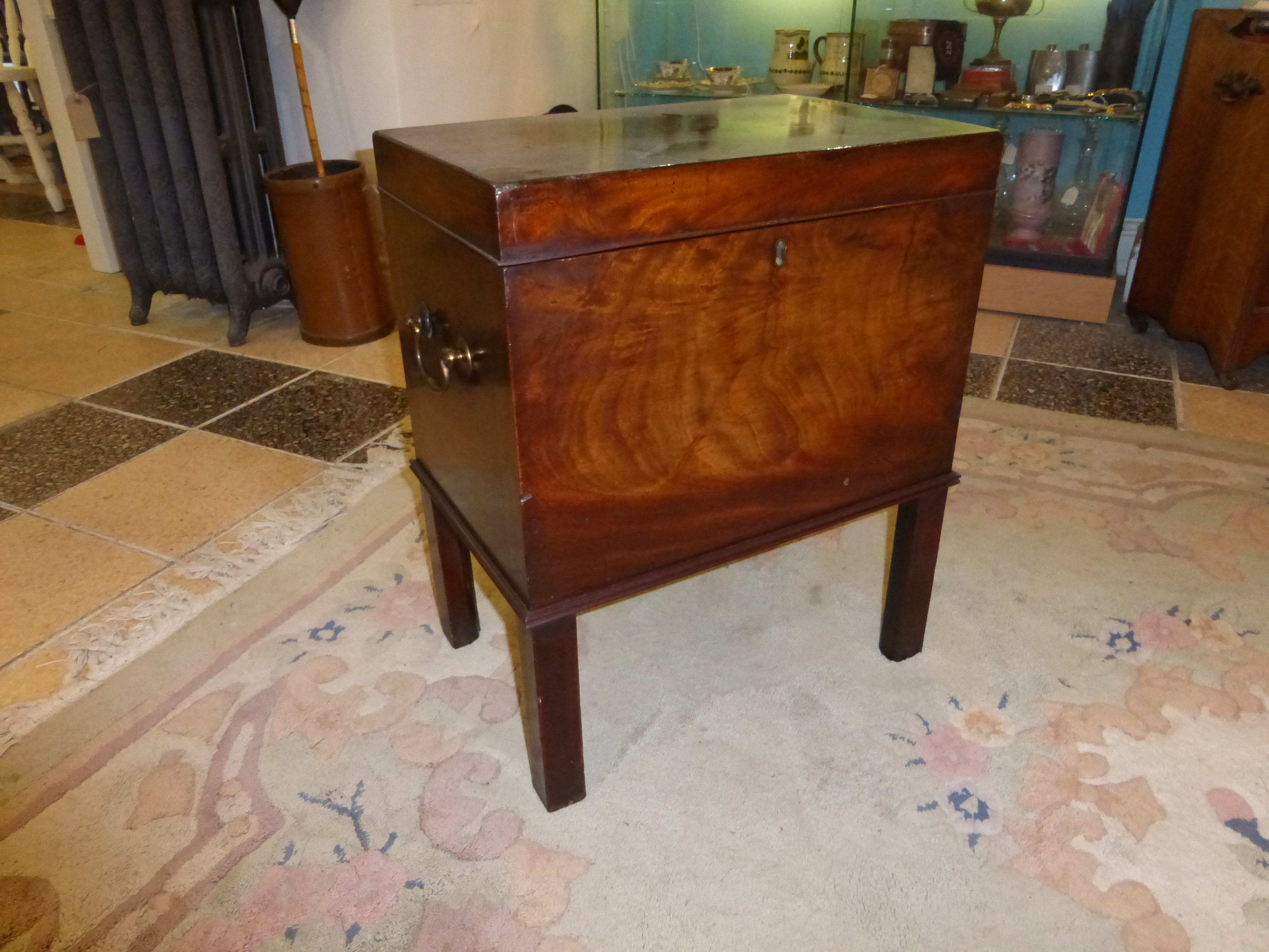 Mahogany Cellaret (c.1820) (1 of 1)