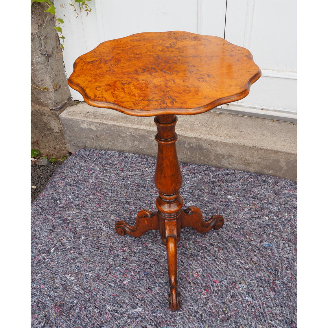 Country House Burr Oak Wine Table (1 of 5) Country House Burr Oak Wine Table (1 of 5)