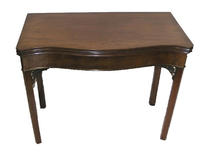 GEORGE III CONCERTINA ACTION SERPENTINE CARD TABLE (c.1780) (1 of 1) GEORGE III CONCERTINA ACTION SERPENTINE CARD TABLE (c.1780) (1 of 1)