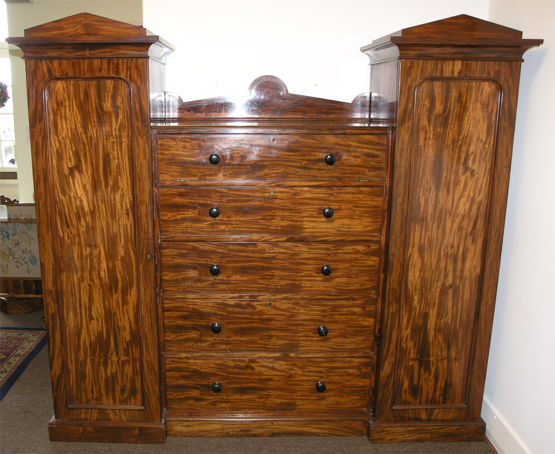 Late Georgian Mahogany Wardrobe c.1840 (1 of 1)