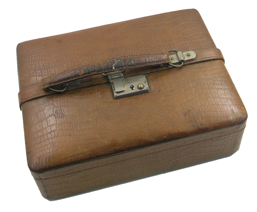 Superb Ladies Leather Travelling Jewellery Box (c.1920) (1 of 1)