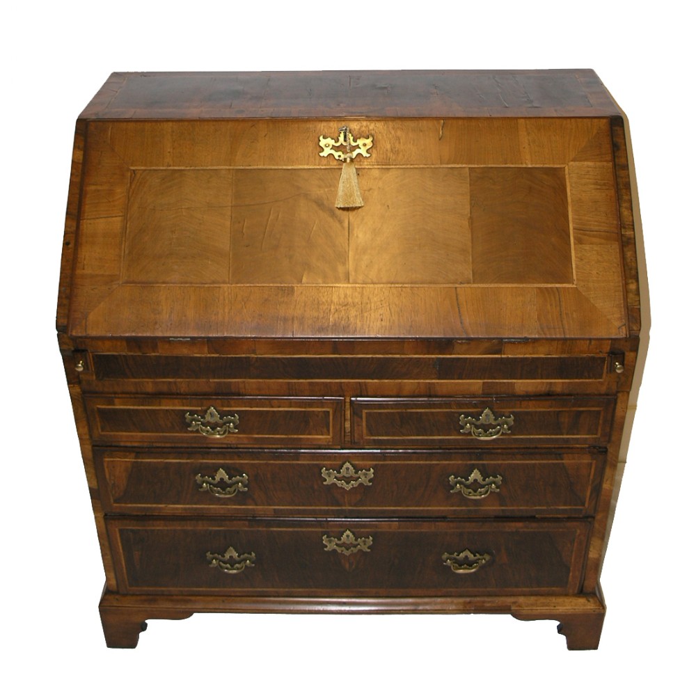 Queen Anne Walnut Bureau with Well & Shaped Interior c.1700 (1 of 1) Queen Anne Walnut Bureau with Well & Shaped Interior c.1700 (1 of 1)