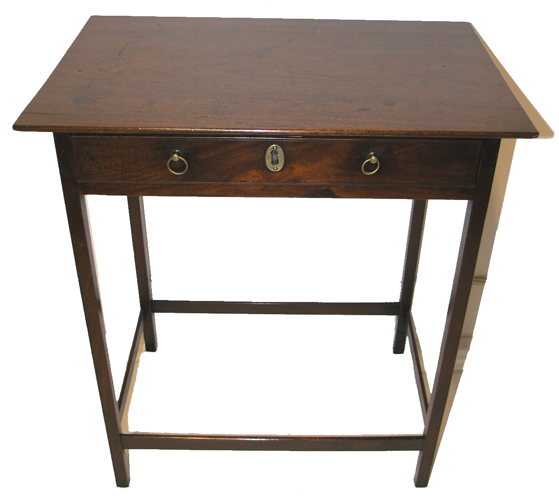 Dainty 18th Century Georgian Mahogany Side Table c.1770 (1 of 1)