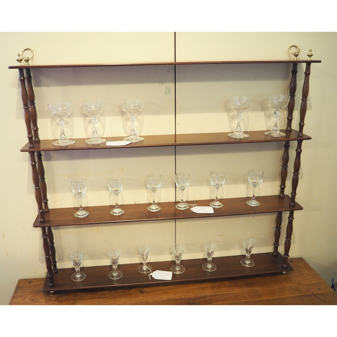 Set of Georgian Mahogany Hanging Shelves c.1820 (1 of 1) Set of Georgian Mahogany Hanging Shelves c.1820 (1 of 1)