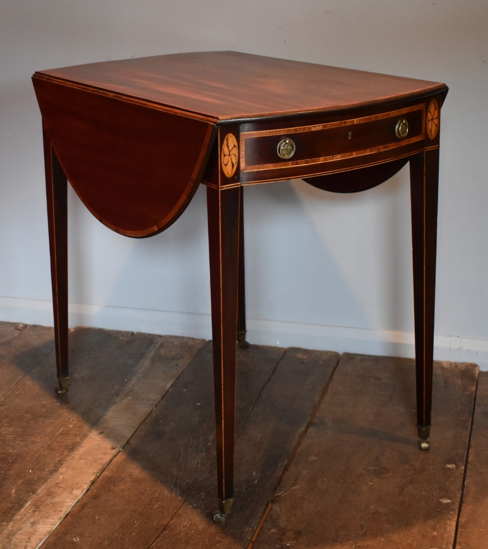 Georgian Mahogany Oval Inlaid Pembroke Table (1 of 1) Georgian Mahogany Oval Inlaid Pembroke Table (1 of 1)