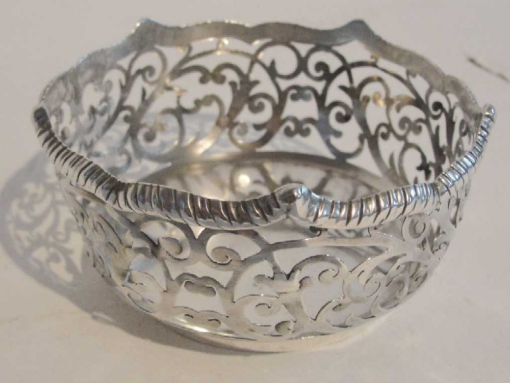 Victorian Edinburgh Silver Basket 1897 (1 of 1)