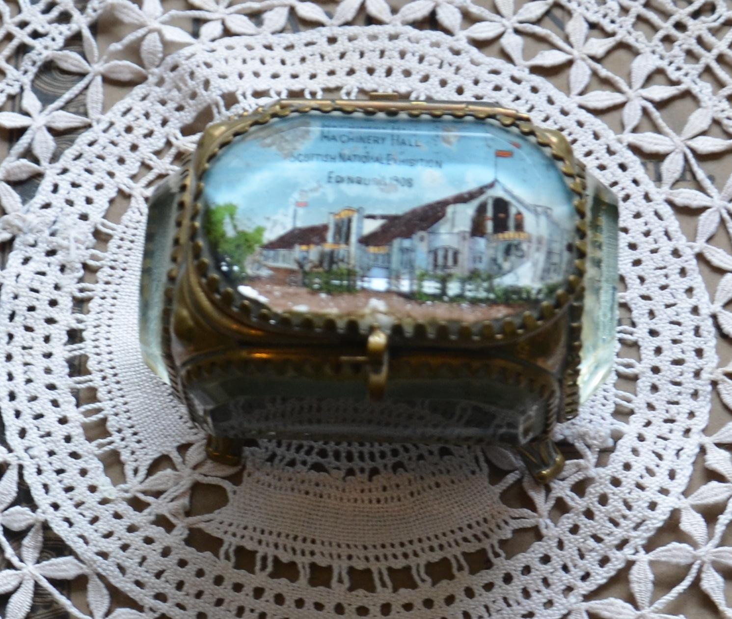 Scottish National Exhibition (1908) - Edinburgh Crystal Jewellery Caskett 1 (1 of 1)