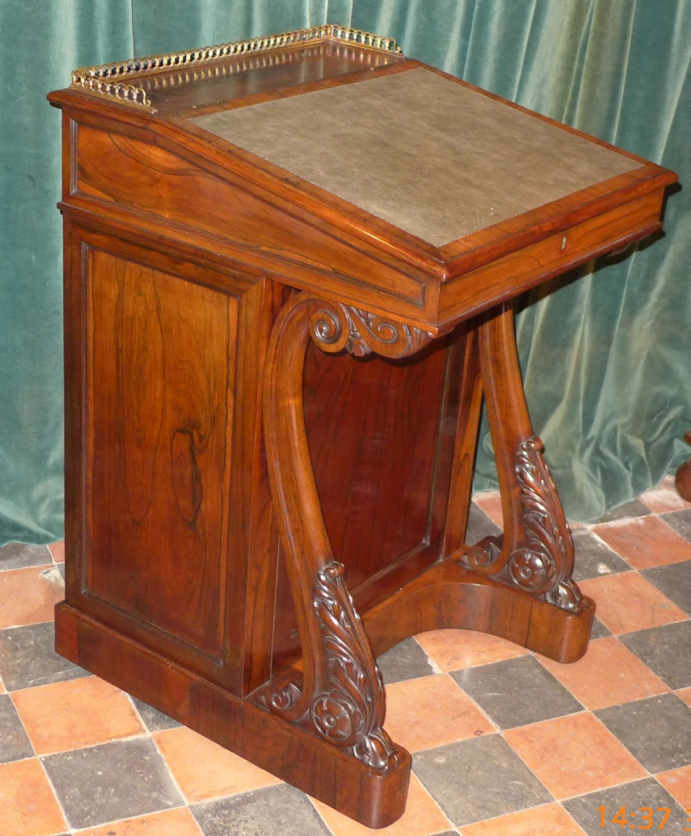 Exceptional Regency Period Rosewood Davenport Desk c.1820 (1 of 8)