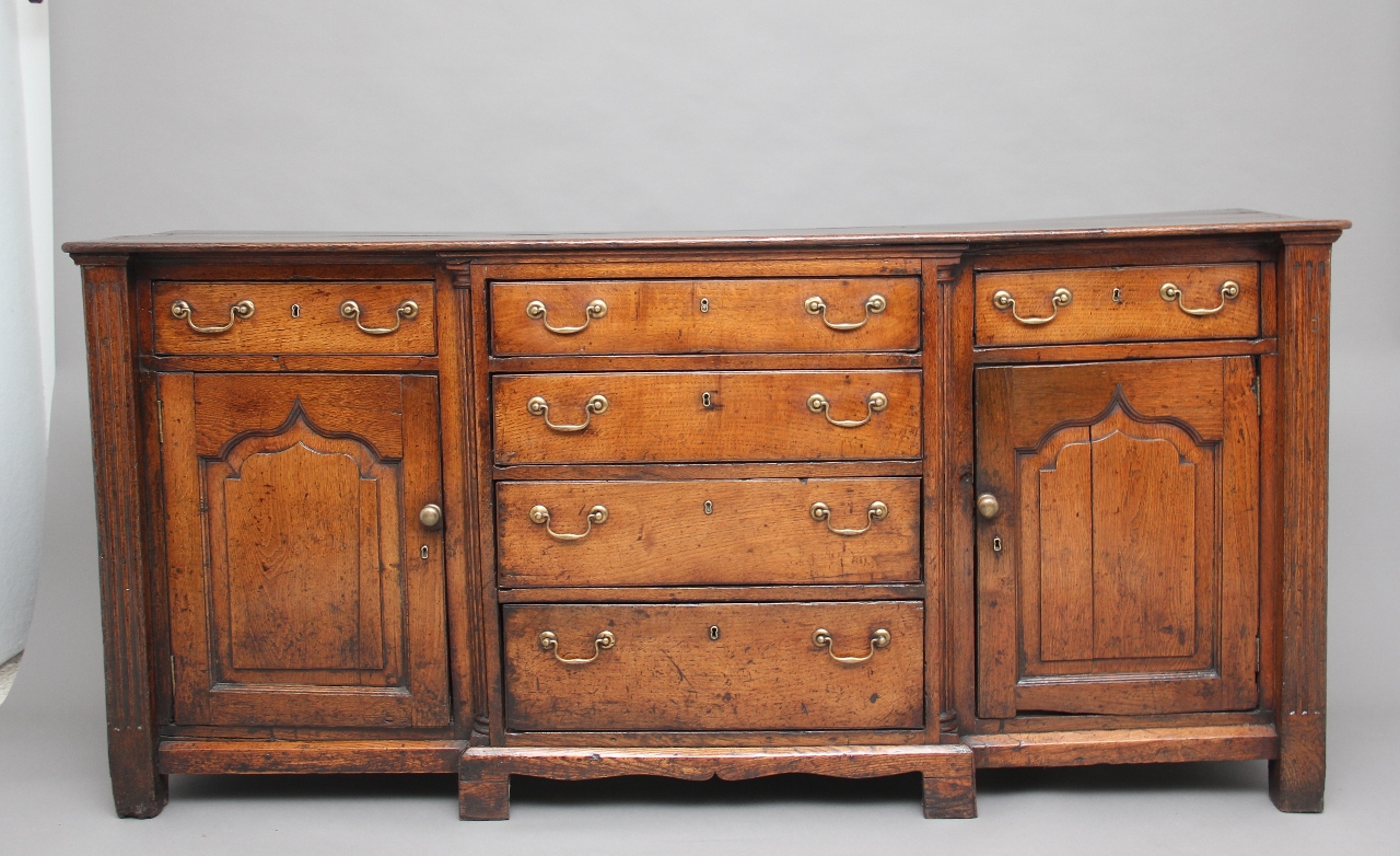 18th Century Oak Dresser (1 of 1) 18th Century Oak Dresser (1 of 1)