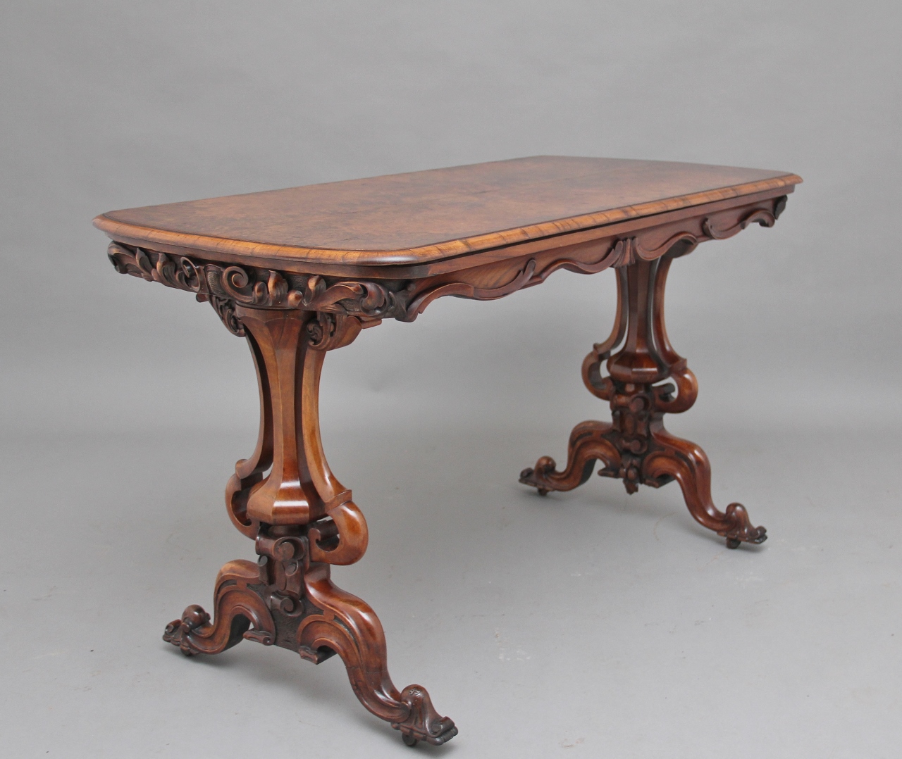 19th Century Burr Walnut Centre Table (1 of 11) 19th Century Burr Walnut Centre Table (1 of 11)