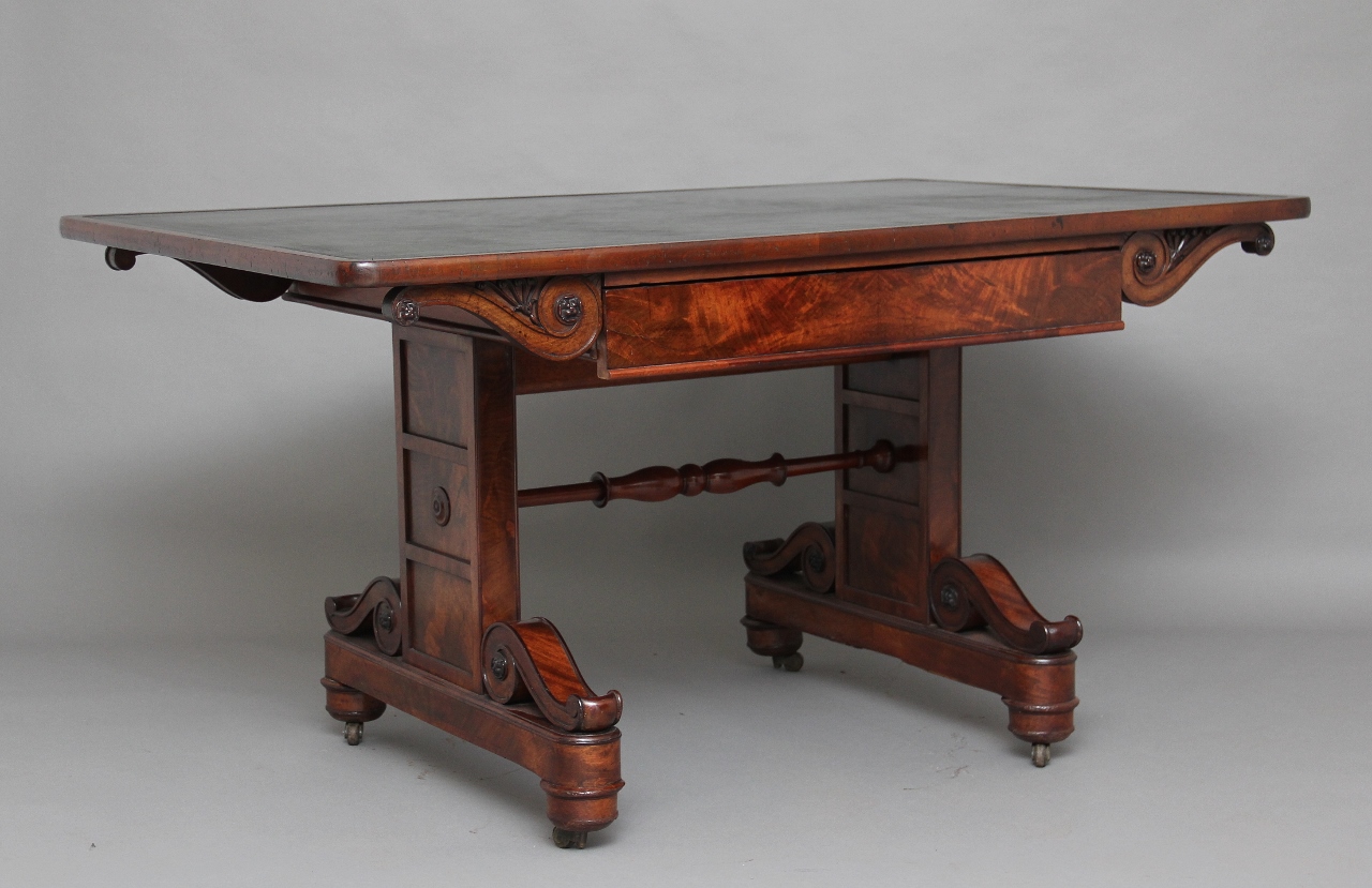 19th Century Mahogany Writing Table c.1830 (1 of 1) 19th Century Mahogany Writing Table c.1830 (1 of 1)
