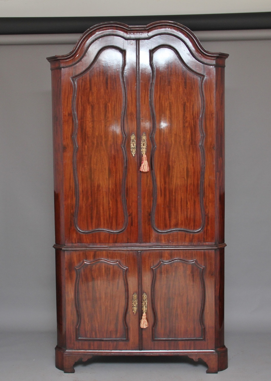 19th Century Dutch Mahogany Corner Cupboard c.1840 (1 of 8)