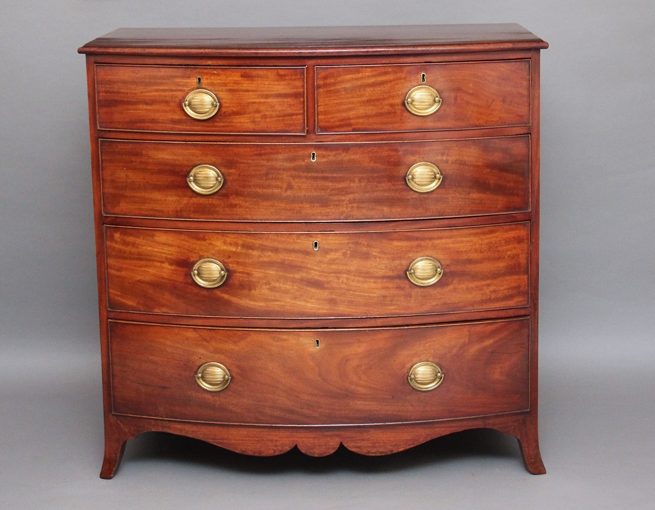 Bowfront Chest of Drawers (c.1830) (1 of 1)