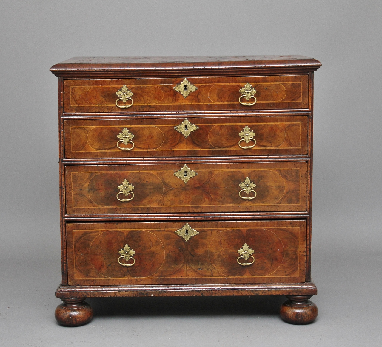 18th Century Oyster-wood Chest of Drawers (1 of 1) 18th Century Oyster-wood Chest of Drawers (1 of 1)