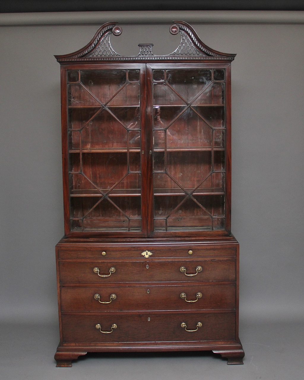 18th Century Mahogany Bookcase on Chest c.1780 (1 of 1) 18th Century Mahogany Bookcase on Chest c.1780 (1 of 1)