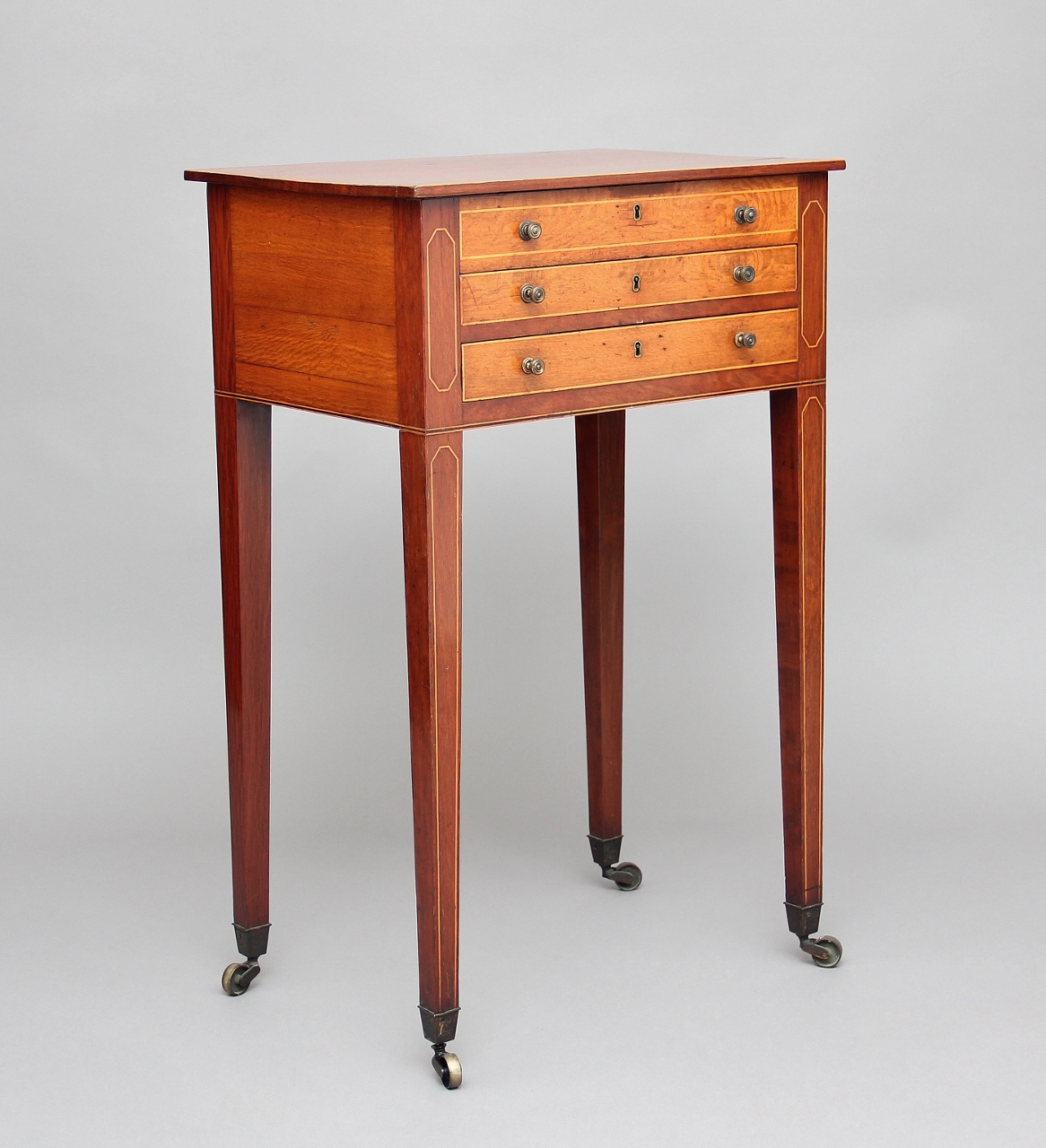 Early 19th Century Mahogany Side Table c.1820 (1 of 1) Early 19th Century Mahogany Side Table c.1820 (1 of 1)