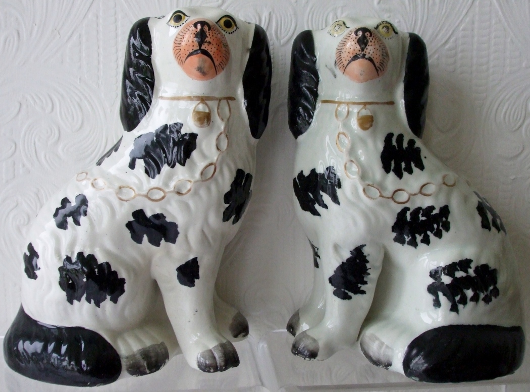 Pair of Antique English Victorian Staffordshire Pottery Disraeli "Comforter" Spaniels ~ H2490 (1 of 1)