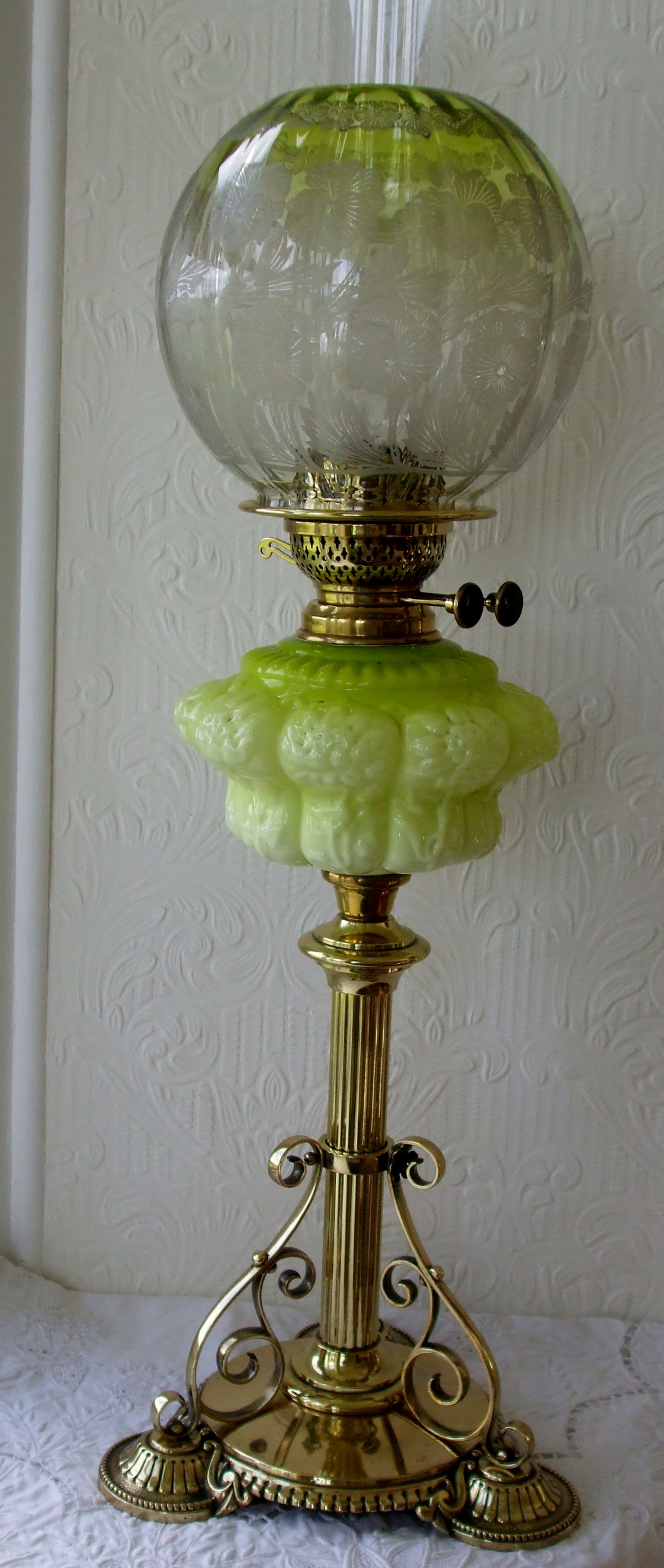 Antique English / Scottish "Young's"  Victorian Oil Lamp (1 of 1)