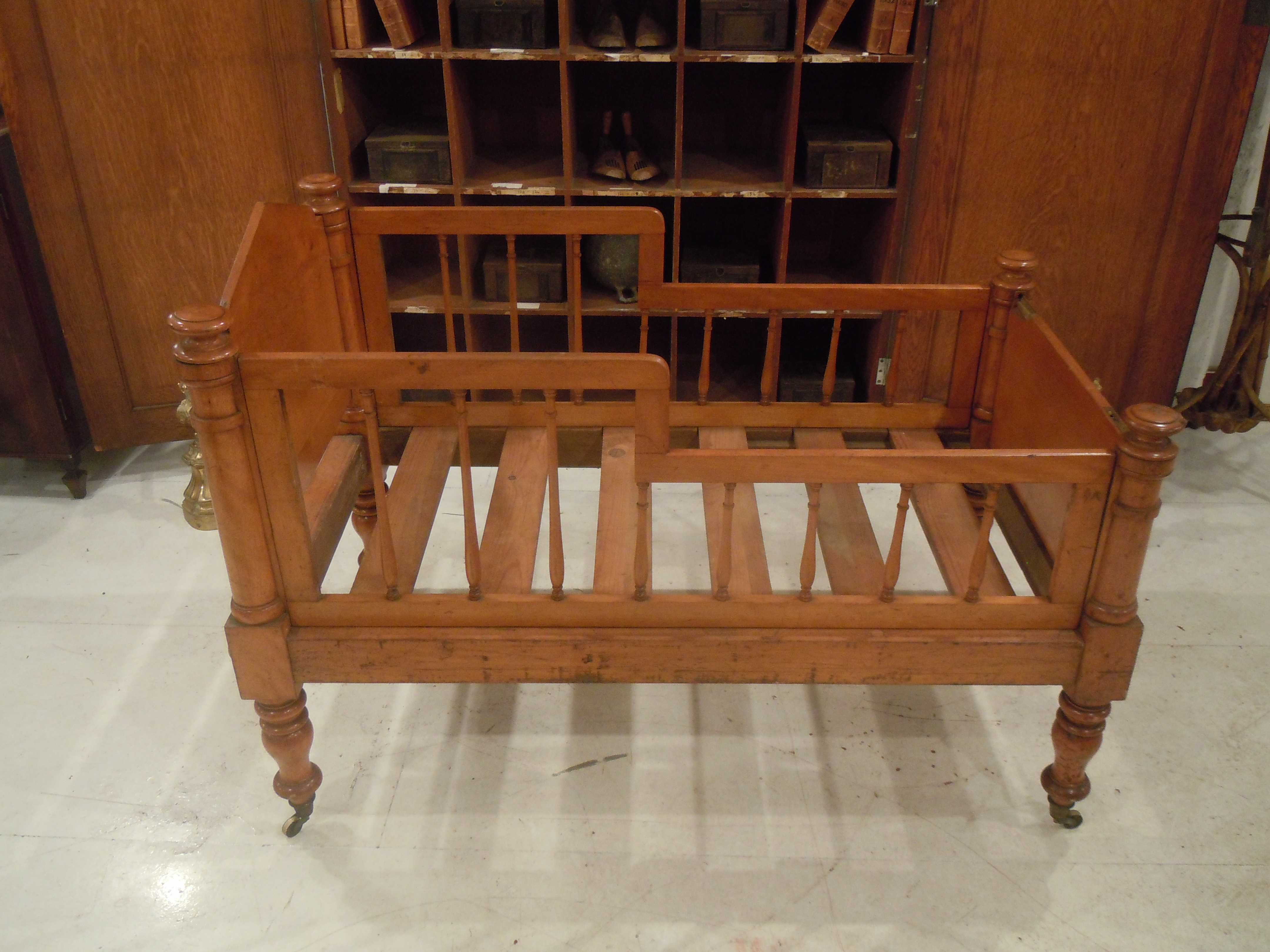 Early 19th Century Cot (1 of 1)