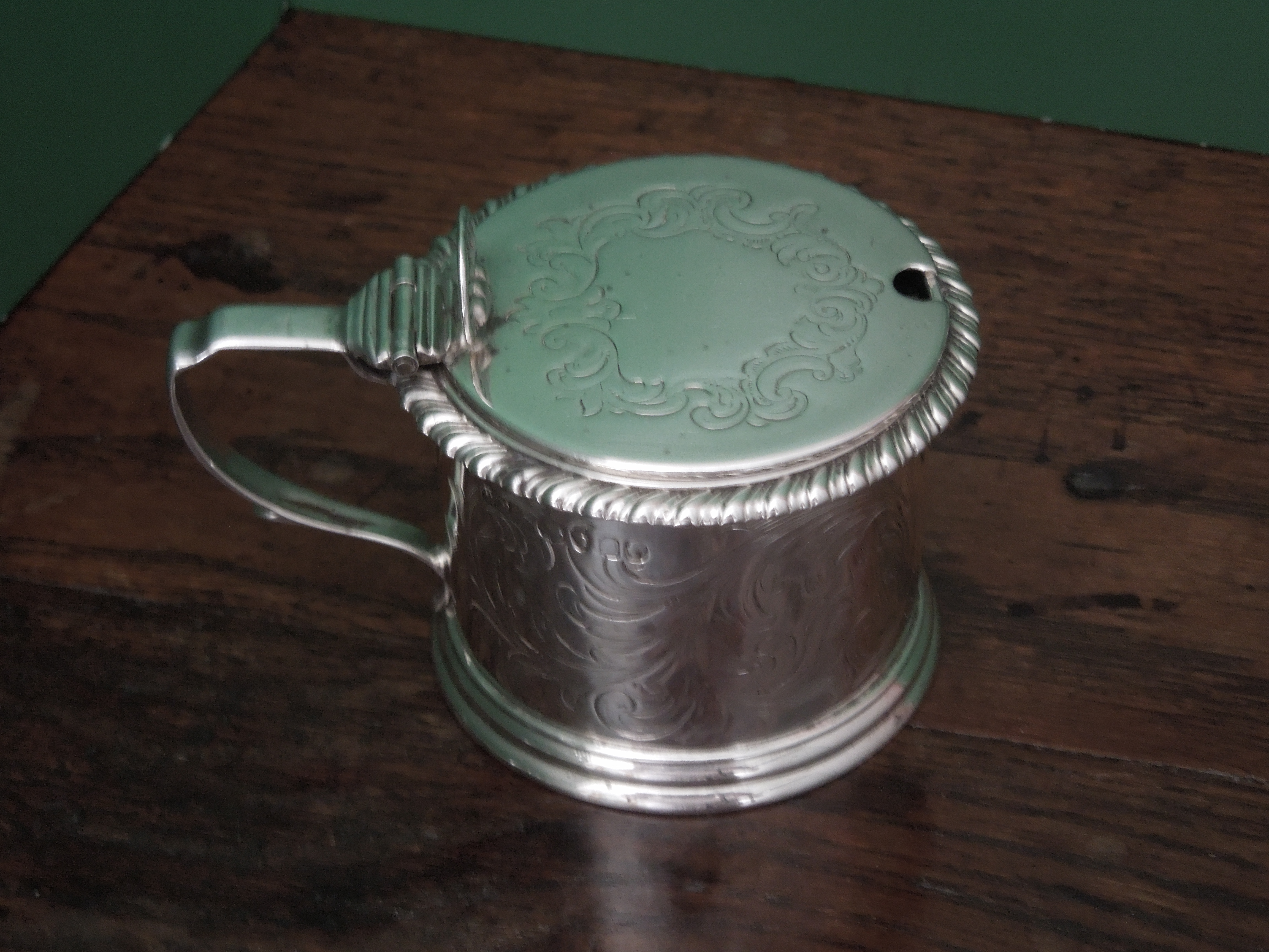 Victorian Drum Mustard Pot c.1848 (1 of 1)