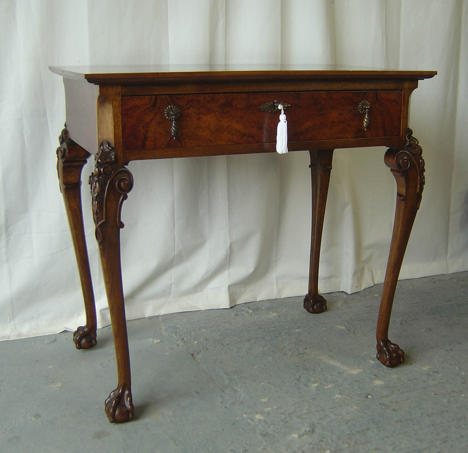 A Flame Mahogany Tea Table (1 of 1)
