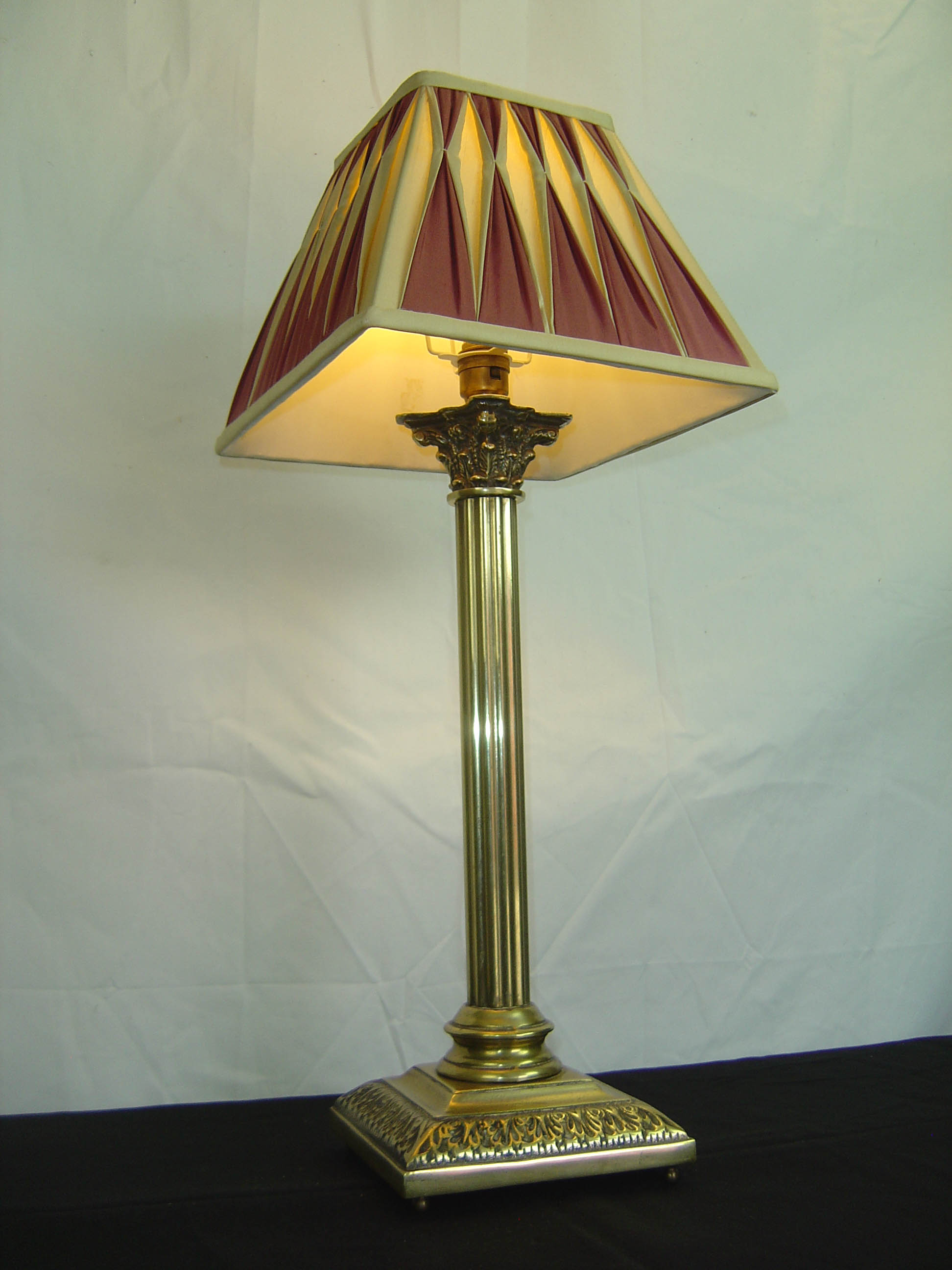 Corinthian Column Brass Table Lamp (1 of 1)