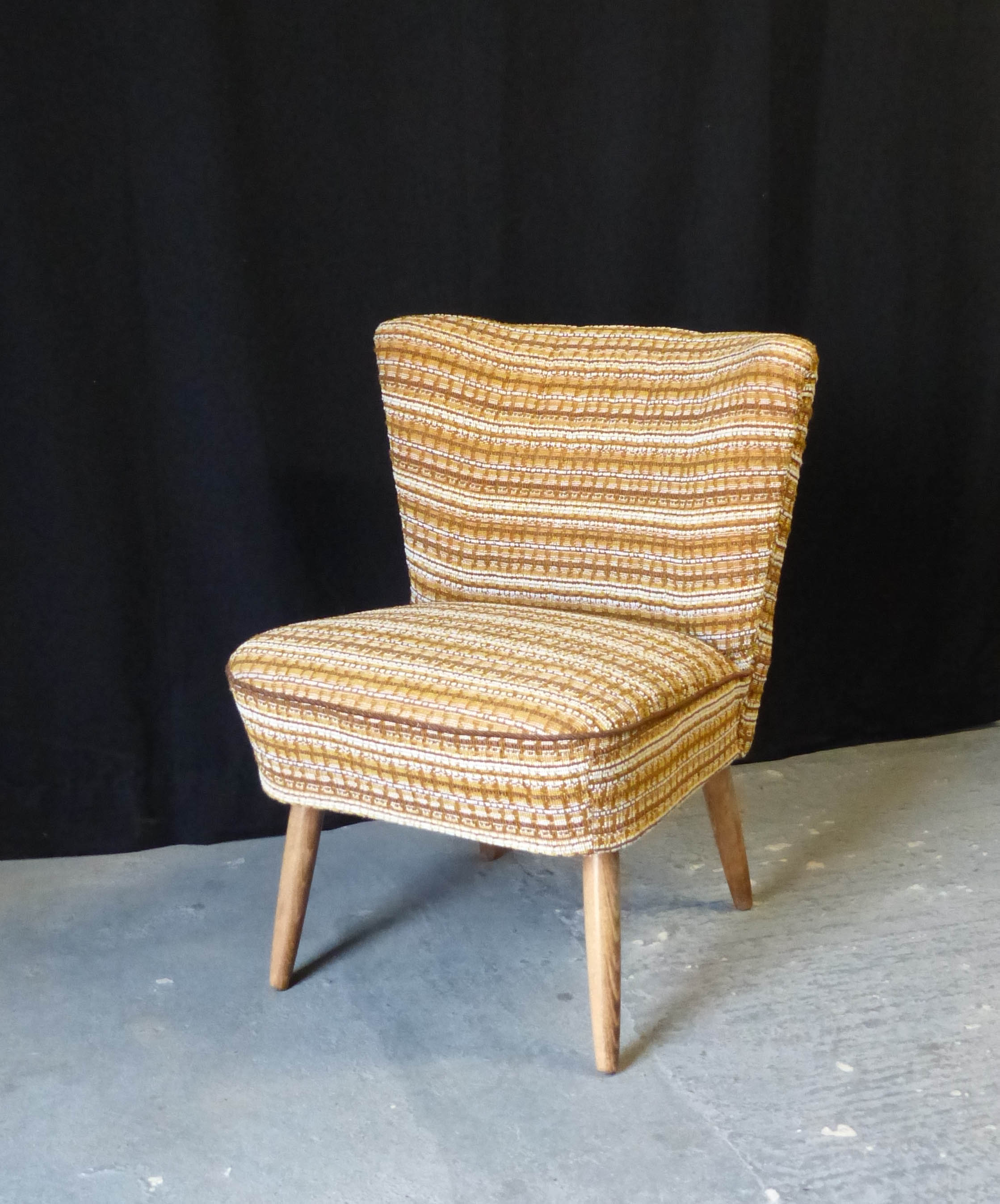 Vintage 1950's Bedroom Chair (1 of 1) Vintage 1950's Bedroom Chair (1 of 1)