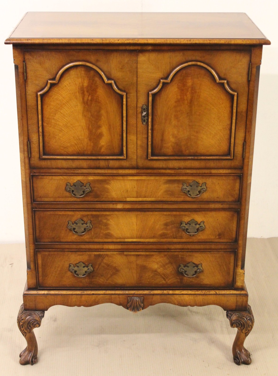 Walnut Linen Press by Maple & Co c.1930 (1 of 1) Walnut Linen Press by Maple & Co c.1930 (1 of 1)