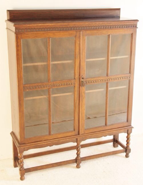 Oak Bookcase c.1900 (1 of 1)