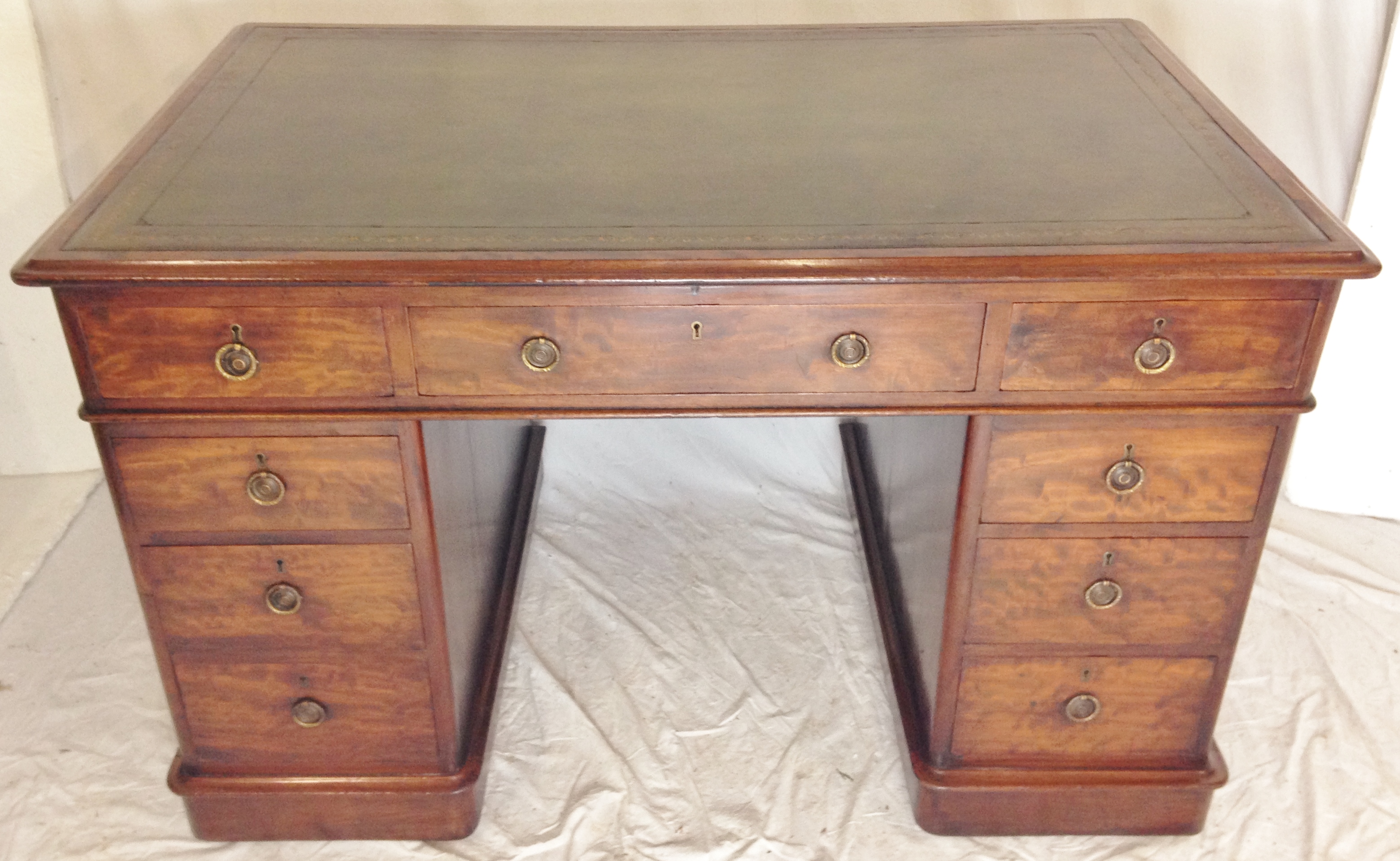 Victorian Mahogany Pedestal Desk c.1880 (1 of 1)