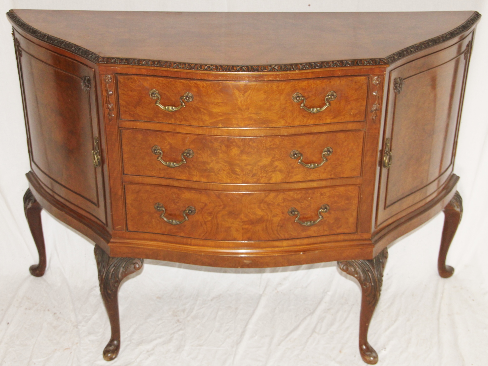 Burr Walnut Commode (1 of 1)