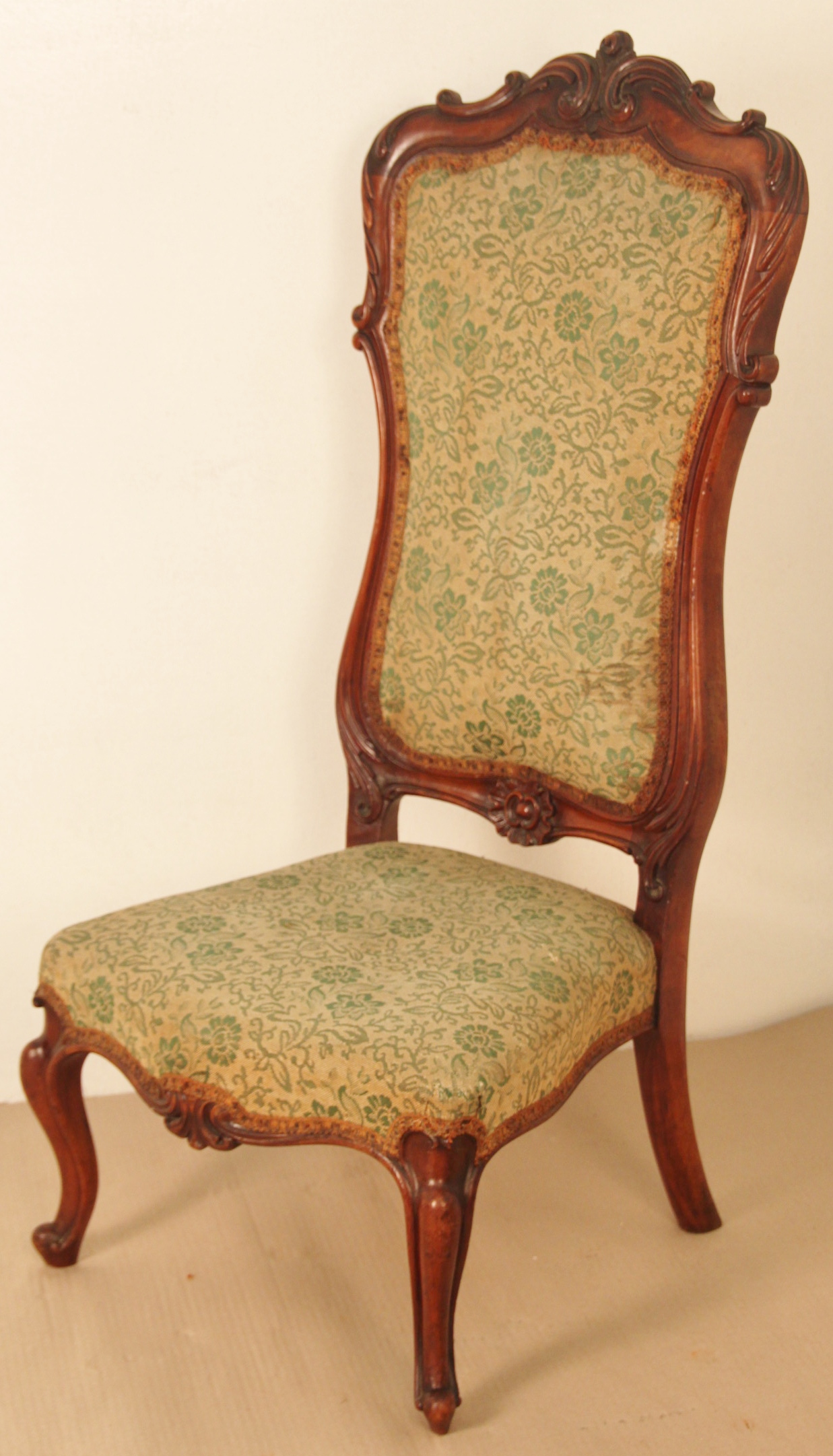 Victorian Walnut Upholstered Chair (1 of 1) Victorian Walnut Upholstered Chair (1 of 1)
