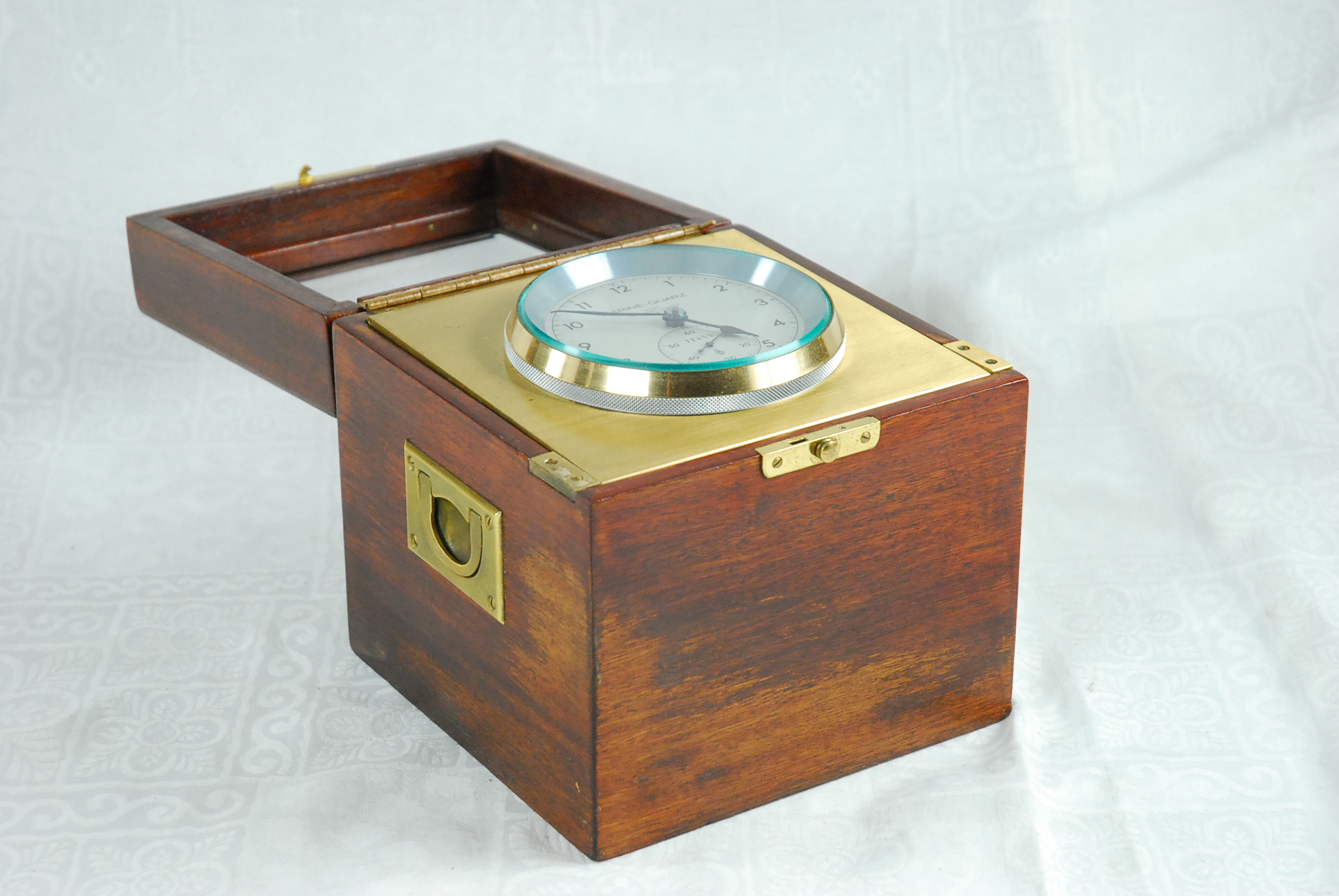 Good Quality Vintage Quartz Marine Chronometer/ship Deck Clock Wempe No 904 (1 of 1)