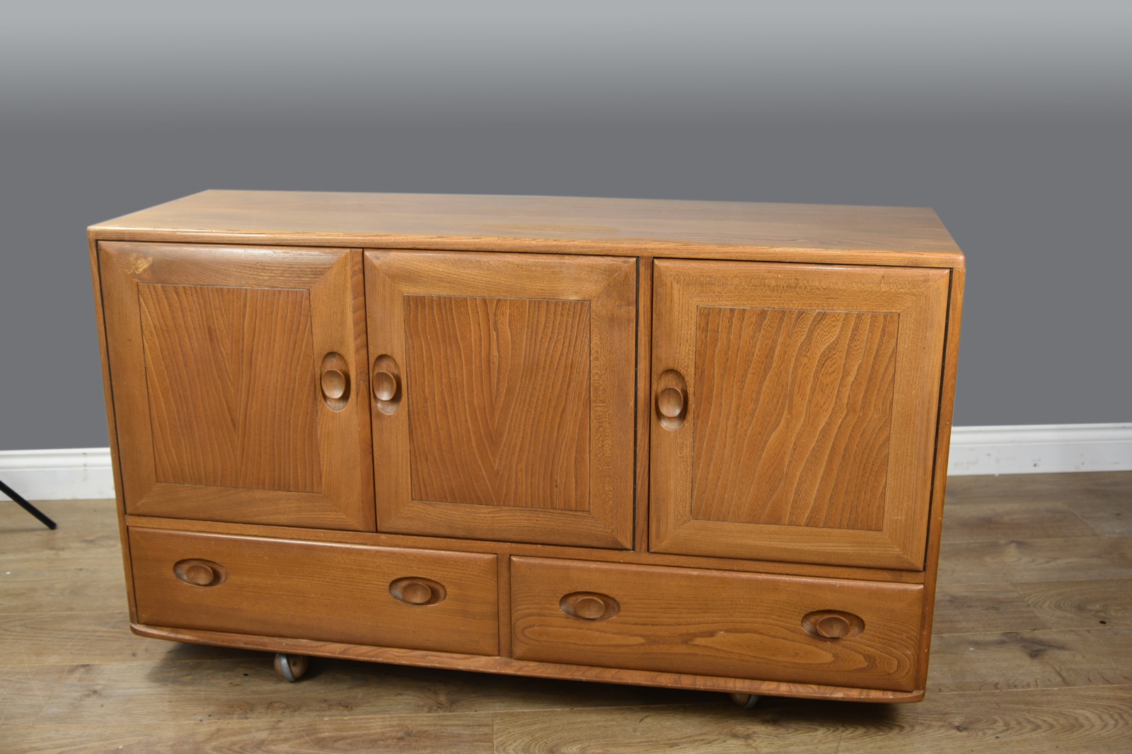 Ercol Sideboard (1 of 1) Ercol Sideboard (1 of 1)