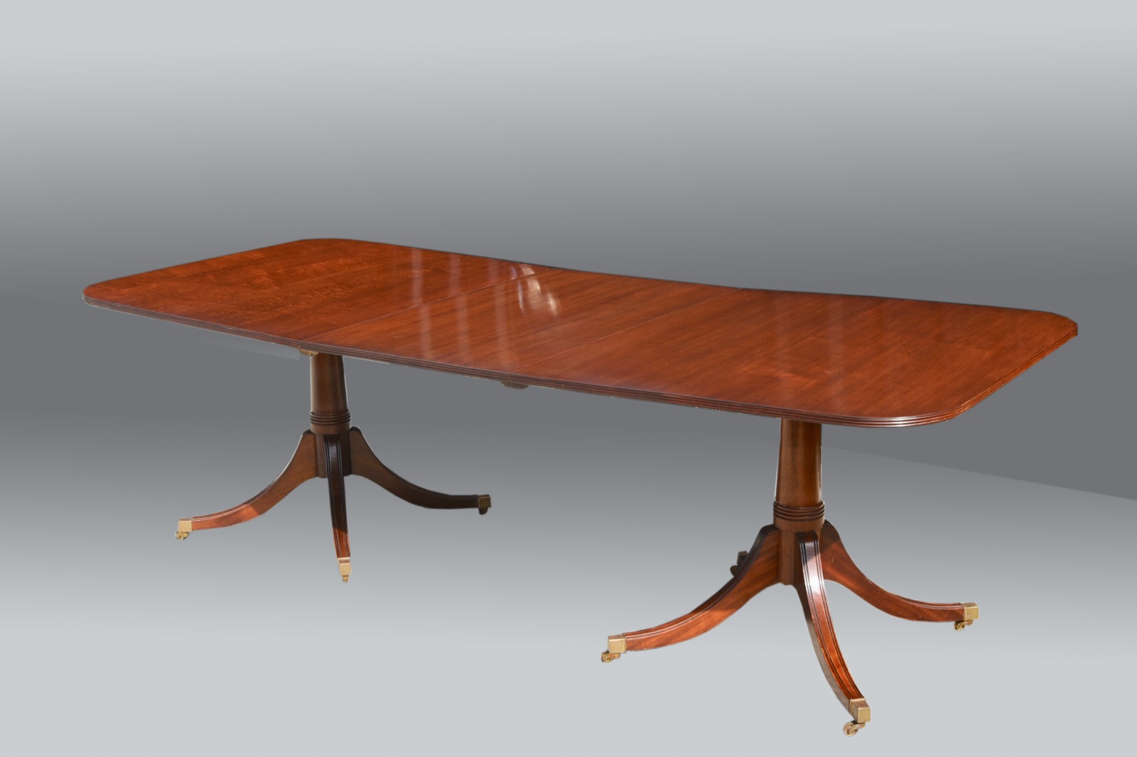 Regency Style Mahogany Twin Pillar Dining Table C.1930 (1 of 4) Regency Style Mahogany Twin Pillar Dining Table C.1930 (1 of 4)