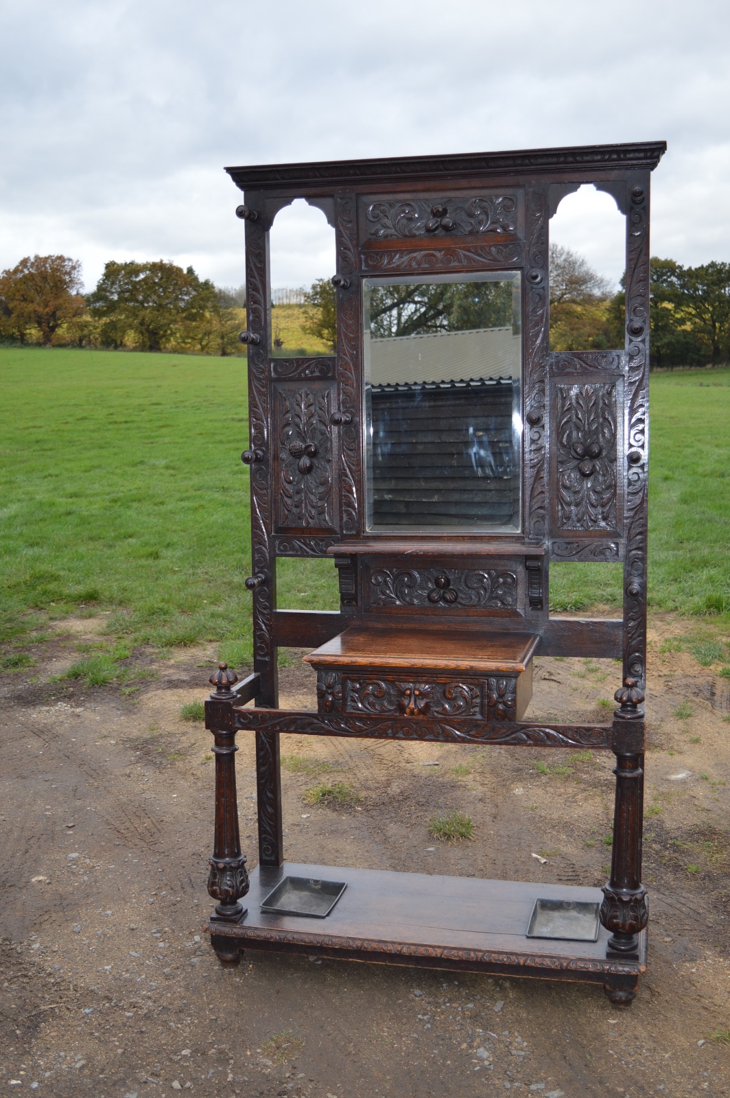 Large Victorian Carved Green Man Oak Hall Stand / Hat Stand (1 of 1) Large Victorian Carved Green Man Oak Hall Stand / Hat Stand (1 of 1)