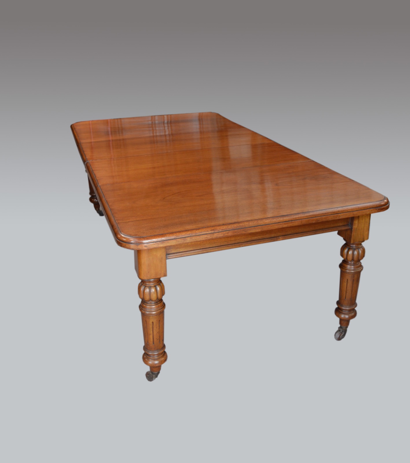 Large Antique Victorian Dining Table Seats 10 (1 of 1) Large Antique Victorian Dining Table Seats 10 (1 of 1)
