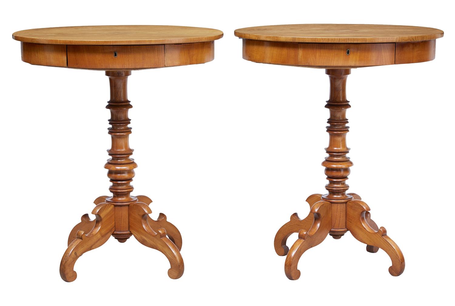 Pair of 19th Century Occasional Elm Side Tables (1 of 1) Pair of 19th Century Occasional Elm Side Tables (1 of 1)