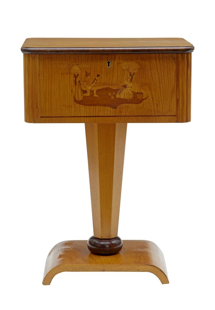 1920's Art Deco Birch Inlaid Small Work Table (1 of 5) 1920's Art Deco Birch Inlaid Small Work Table (1 of 5)