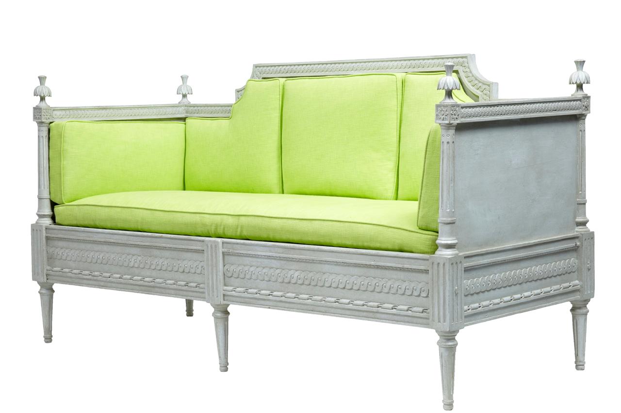 Early 19th Century Painted Gustavian Carved Sofa (1 of 1) Early 19th Century Painted Gustavian Carved Sofa (1 of 1)