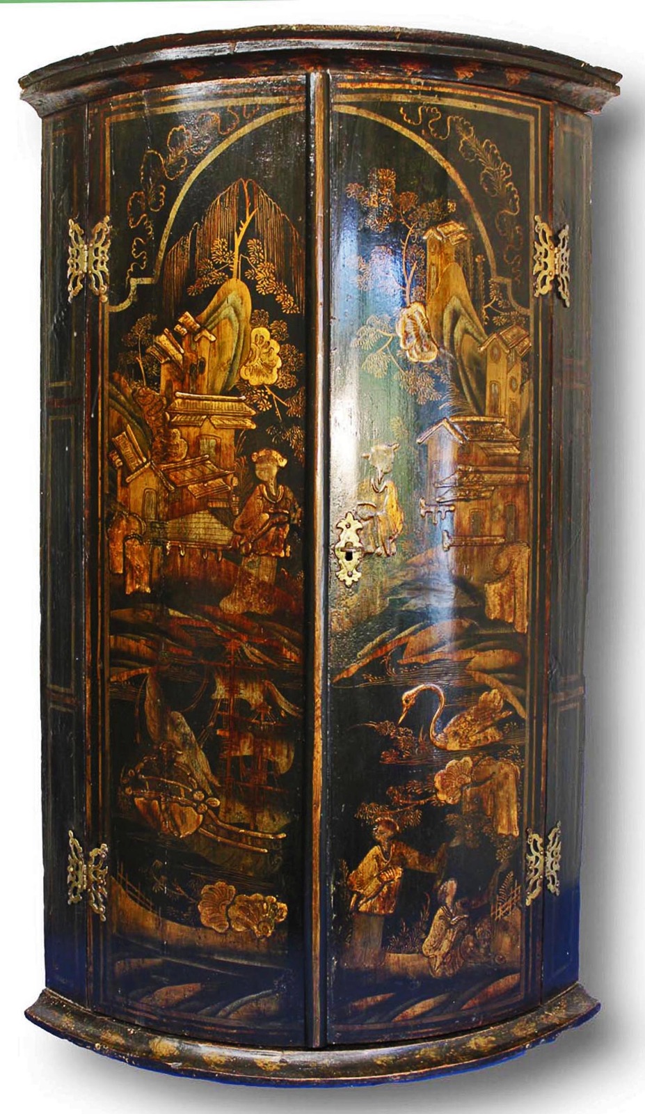 Georgian Japanned Bow Front Corner Cupboard (1 of 1) Georgian Japanned Bow Front Corner Cupboard (1 of 1)