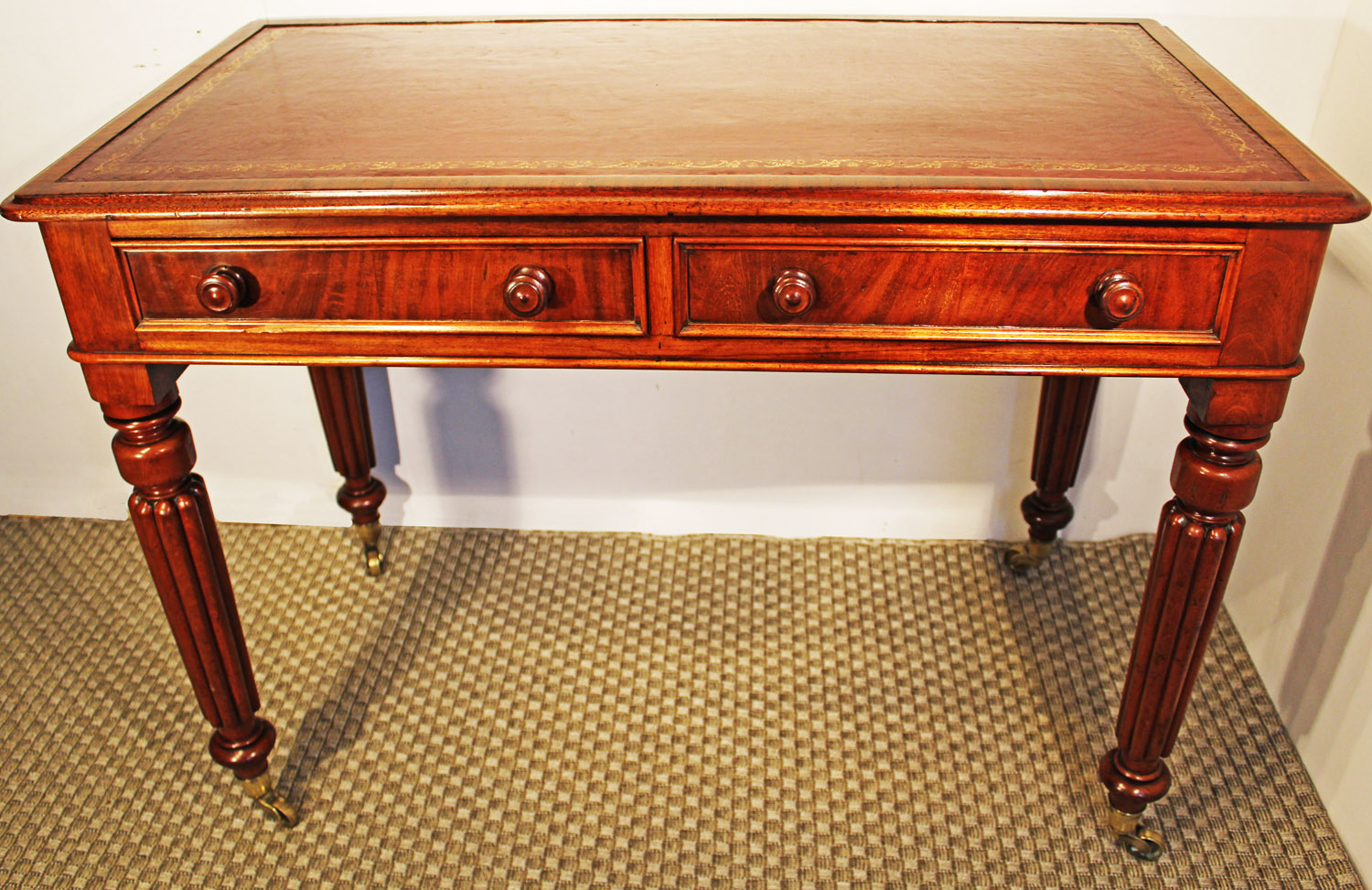 19th Century Mahogany Writing Desk (1 of 1) 19th Century Mahogany Writing Desk (1 of 1)