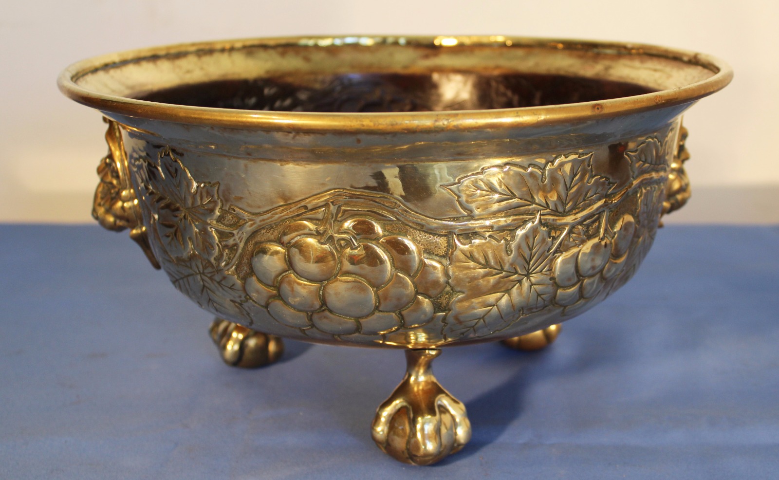 Victorian Brass Fruit Bowl (1 of 1) Victorian Brass Fruit Bowl (1 of 1)