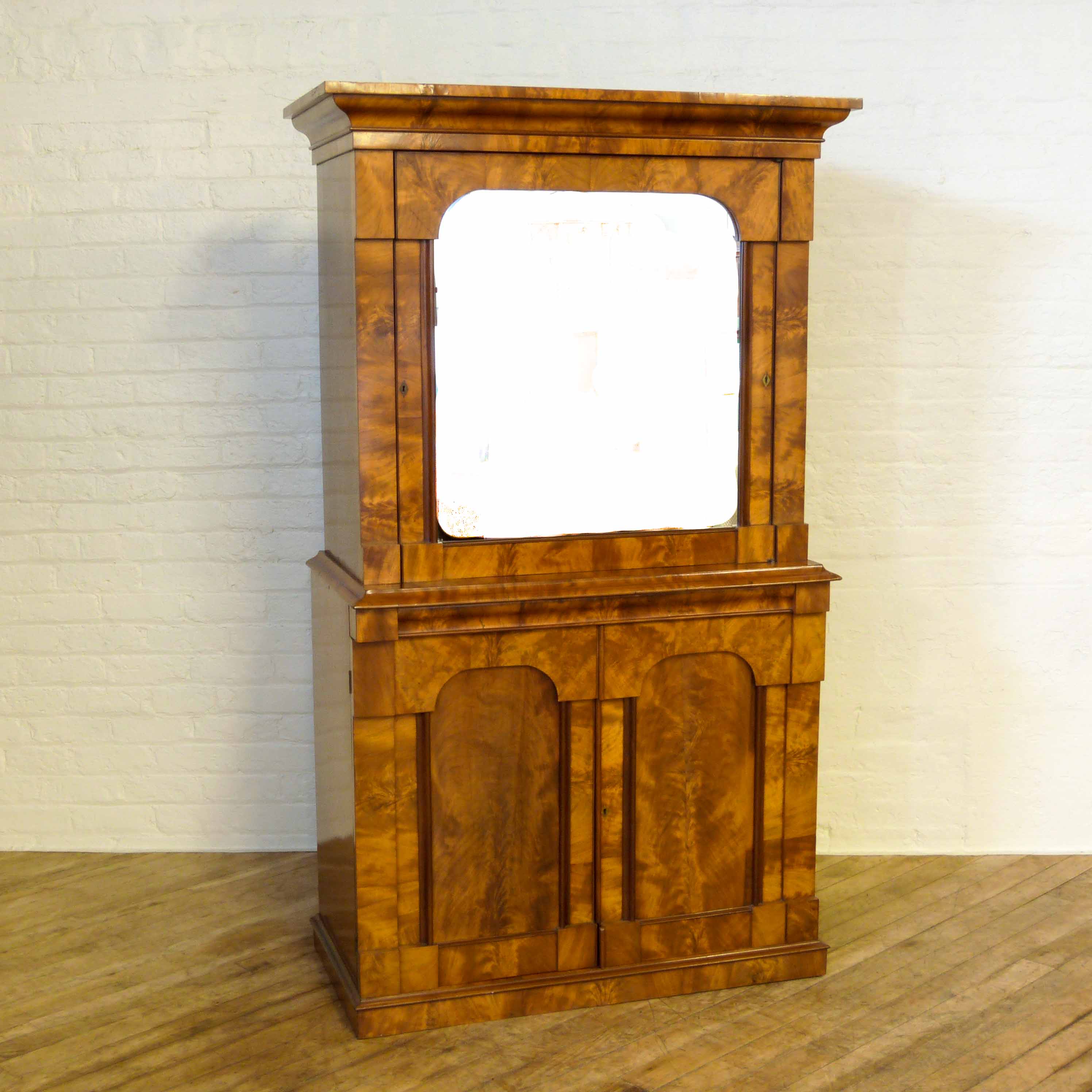 Continental Mahogany Cabinet / Cupboard c.1880 (1 of 10) Continental Mahogany Cabinet / Cupboard c.1880 (1 of 10)