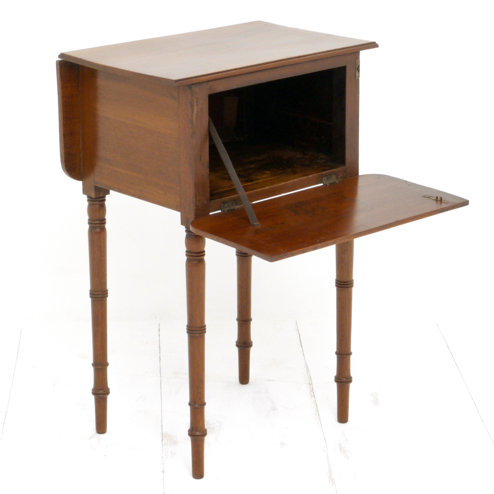 Georgian Occasional Table c.1820 (1 of 14) Georgian Occasional Table c.1820 (1 of 14)